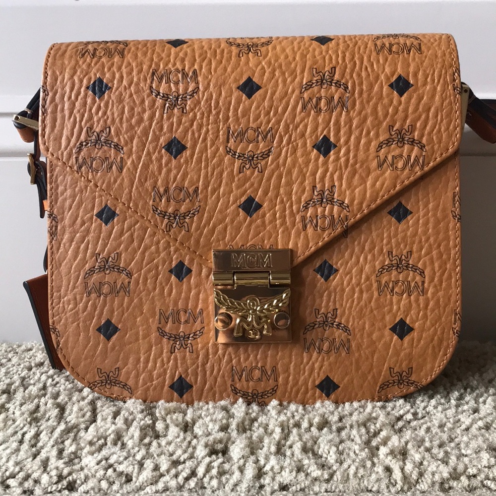 Mom crossbody bag